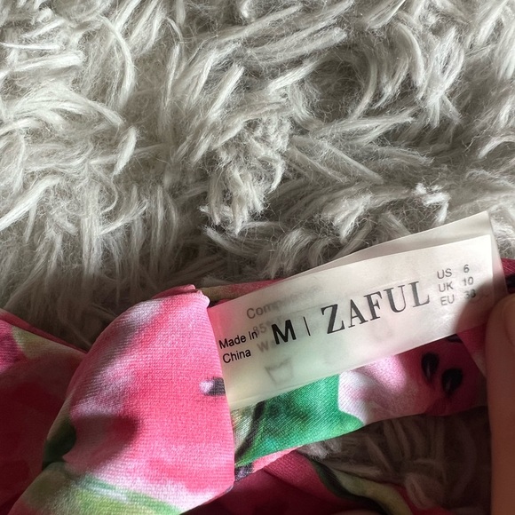 NWT Zaful watermelon bikini set - Picture 3 of 4